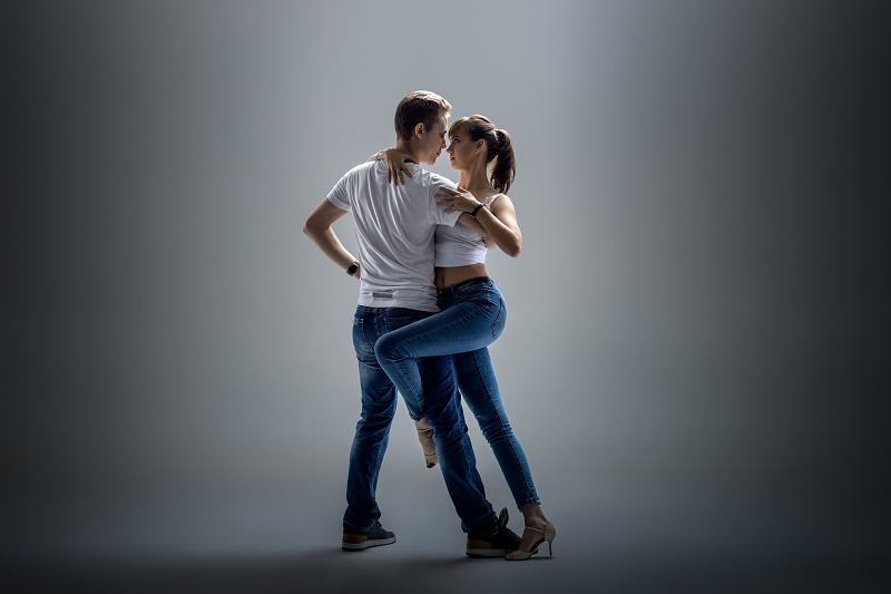 Kizomba - na njej je nekaj tako pristnega in intimnega