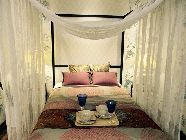 bed-901740_640