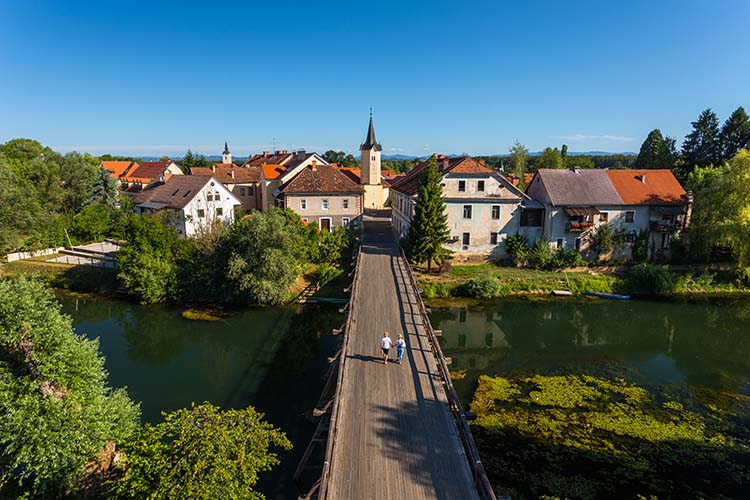 Kostanjevica na Krki (foto: J. Gantar, STO)