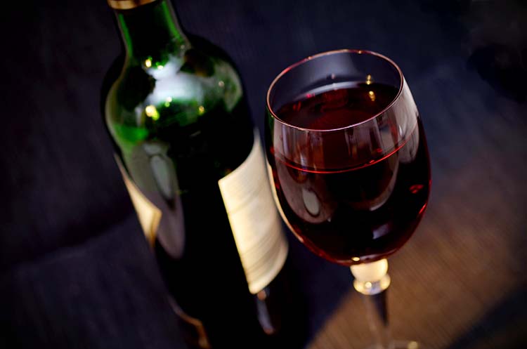 wine-541922_web