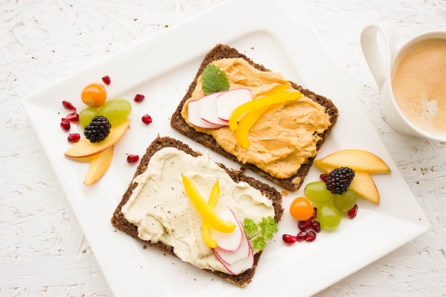 breakfast-1804457_640