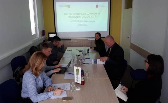 Podjetja s tujim kapitalom v Sloveniji za leto 2018 napovedujejo rast in širitev poslovanja