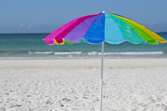 beach-2217496_640