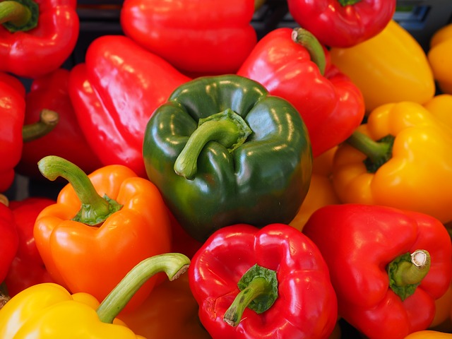 sweet-peppers-499075_640