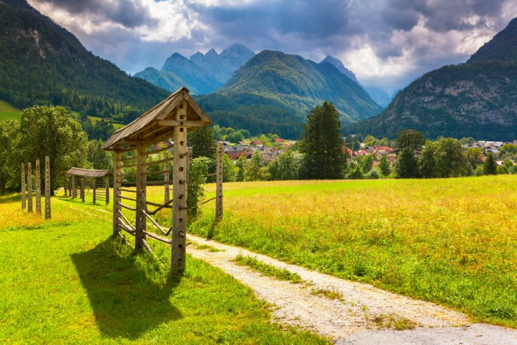 shutterstock_216905881