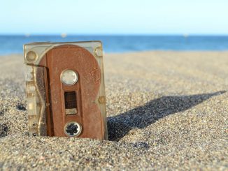Po 20 letih ji je morje vrnilo njeno staro kaseto