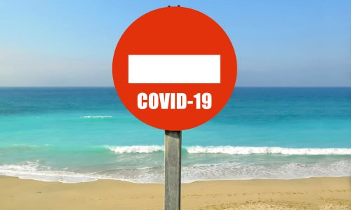 Potovanja v času COVID-19: omejitve na vseh destinacijah po svetu